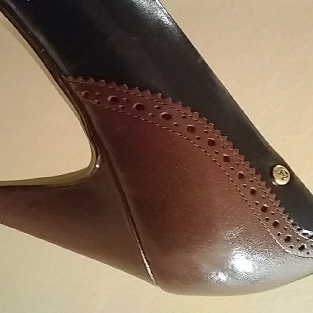 Shoes - Picture 6 of 8